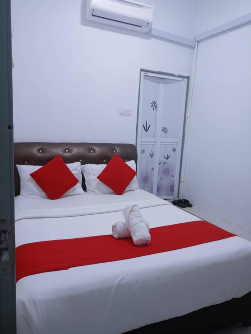 Max Ferringhi Hotel Batu Feringgi Bagian luar foto
