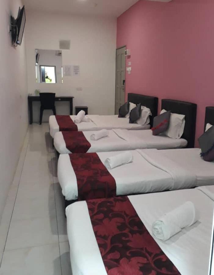 Max Ferringhi Hotel Batu Feringgi Bagian luar foto